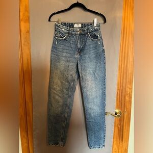 Bershka High Waist Mom Jean